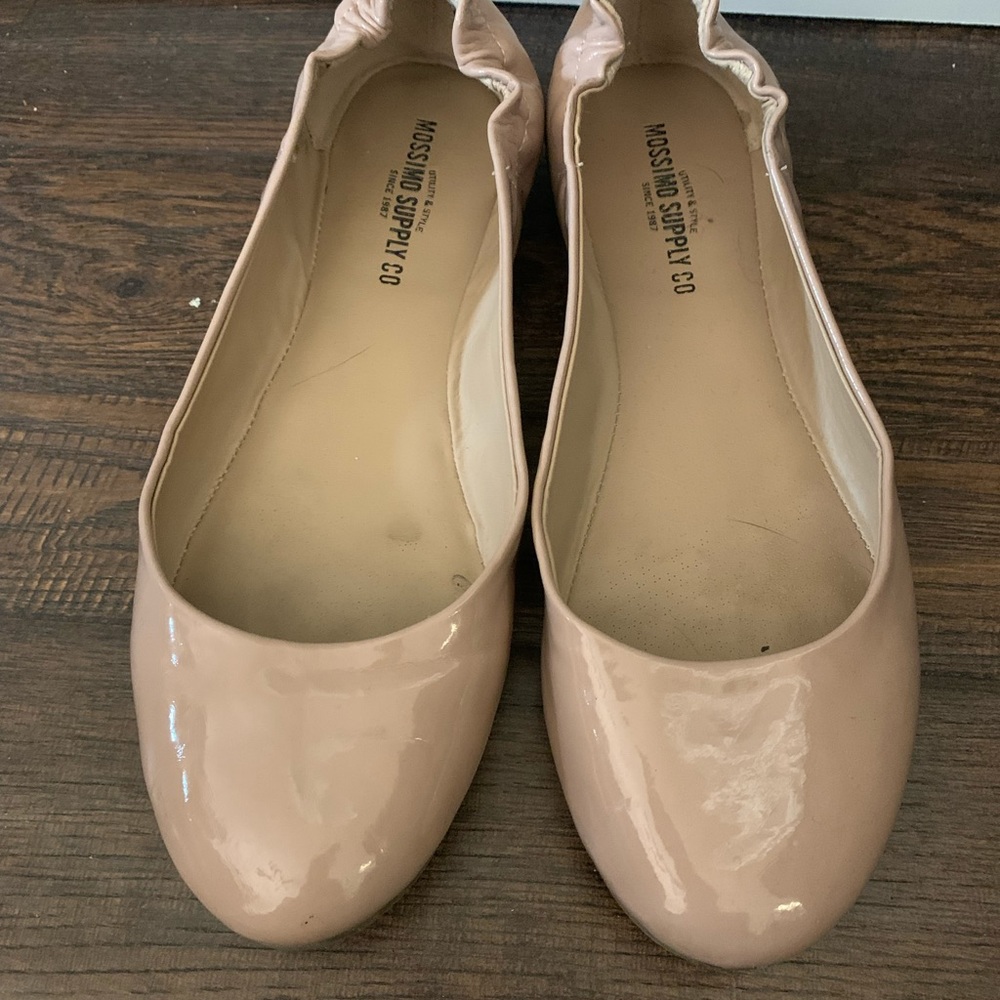 Mossimo flats